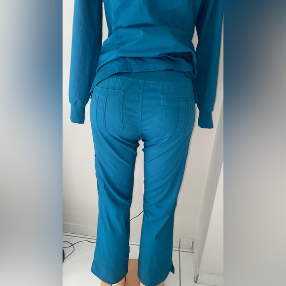 SET HEALING HANDS SET SCRUBS TOP L/S size XS PANT SP EXCELLENT CONDITIONS BOTH - Picture 7 of 13